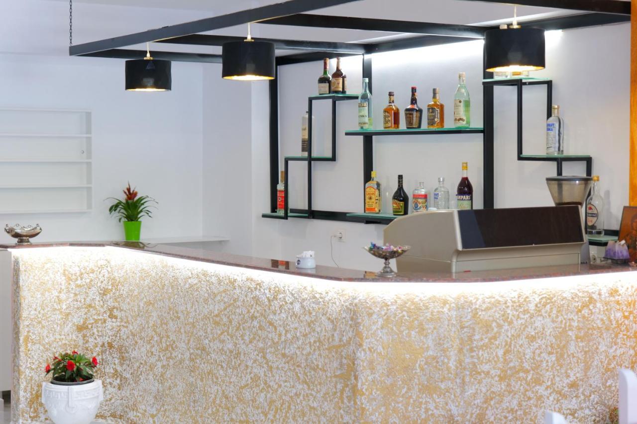 Elite Hotel Sarande Exterior photo